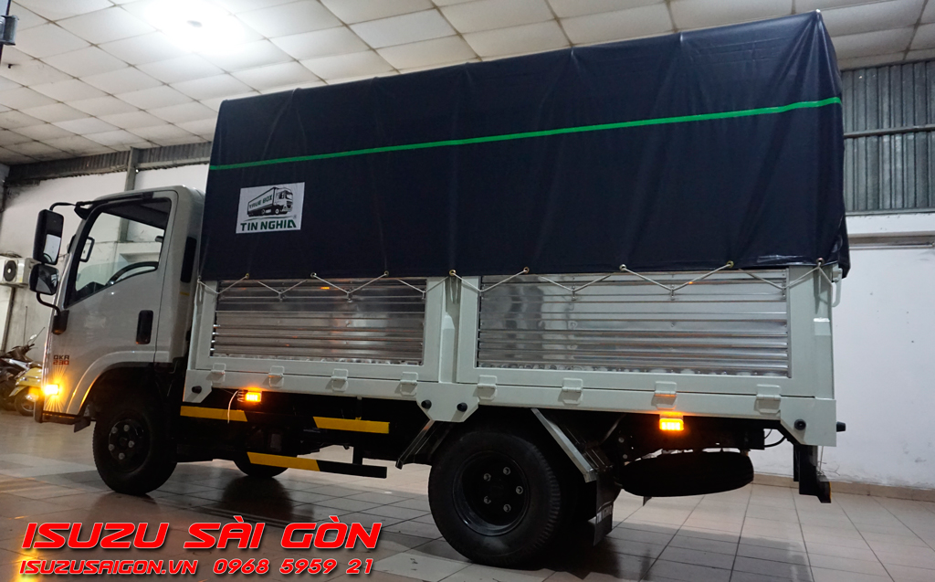 Xe Tải Isuzu 1T99 QKR230 Mui Bạt 6